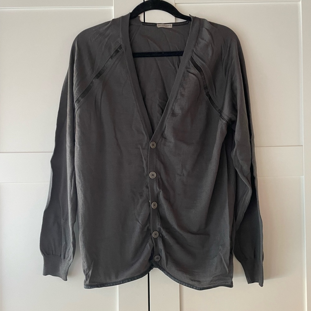 Vintage grey sweater made in Italy!